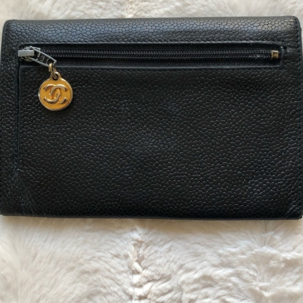 Chanel CC Black Caviar Leather wallet/crossbody-chain is optional, but included. - Picture 8 of 14